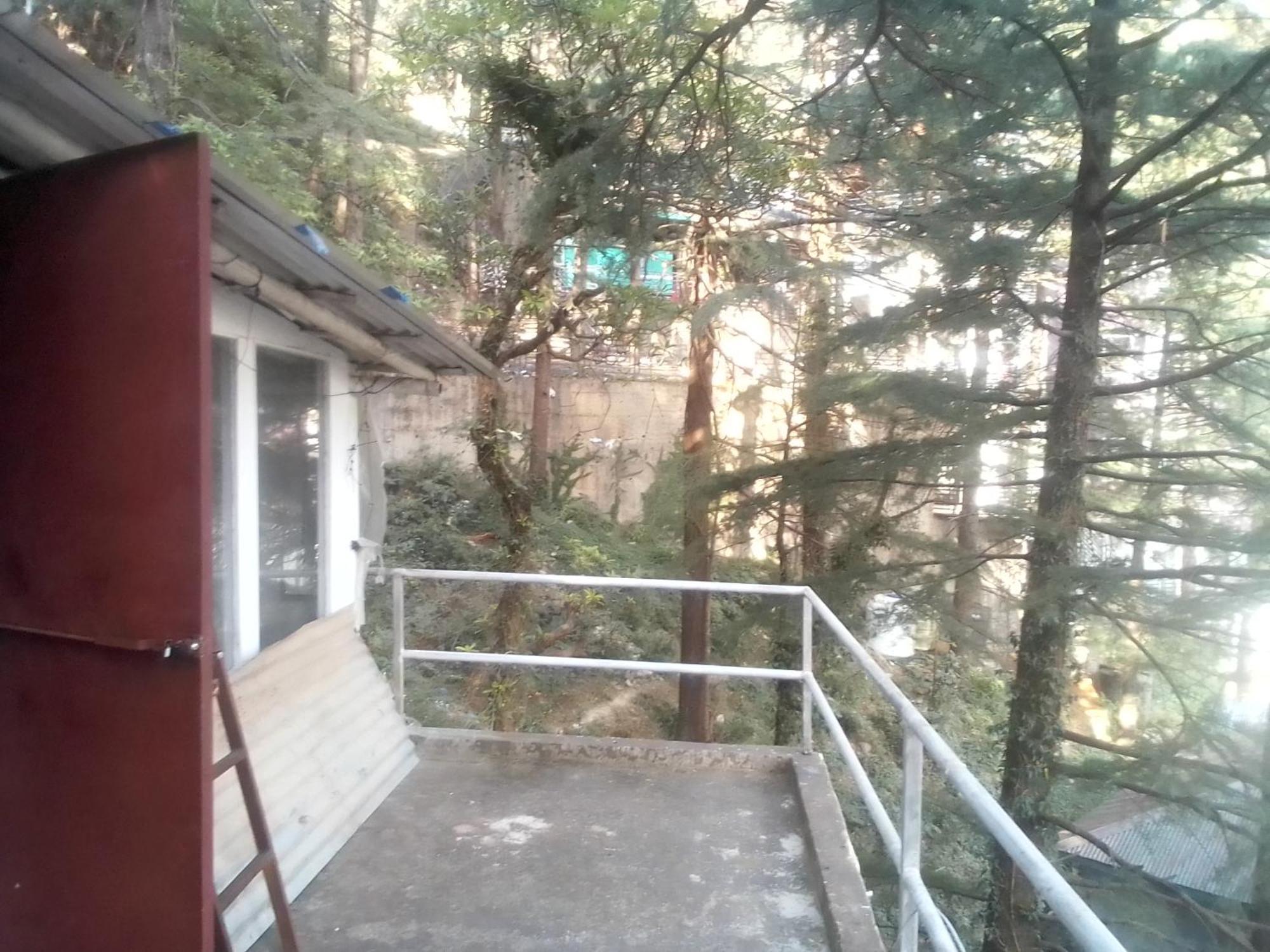 Himalayan Triund Trekking And Mountain View Hostel Dharamshala Exterior photo